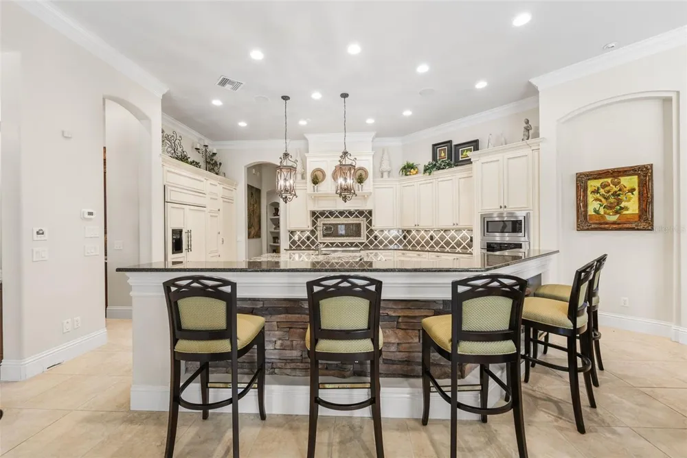 16028 PENDIO DRIVE Bella Collina, FL 34756