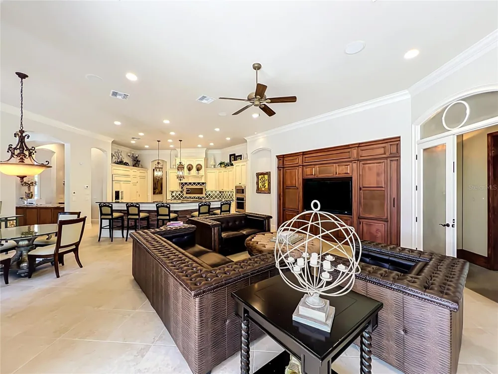 16028 PENDIO DRIVE Bella Collina, FL 34756