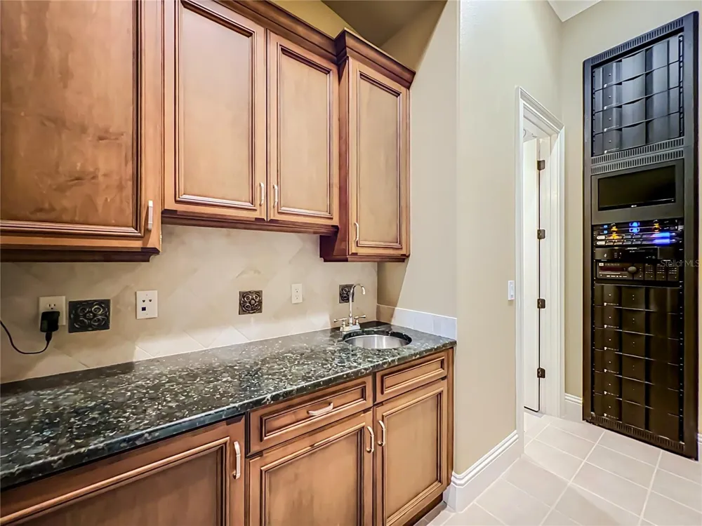16028 PENDIO DRIVE Bella Collina, FL 34756