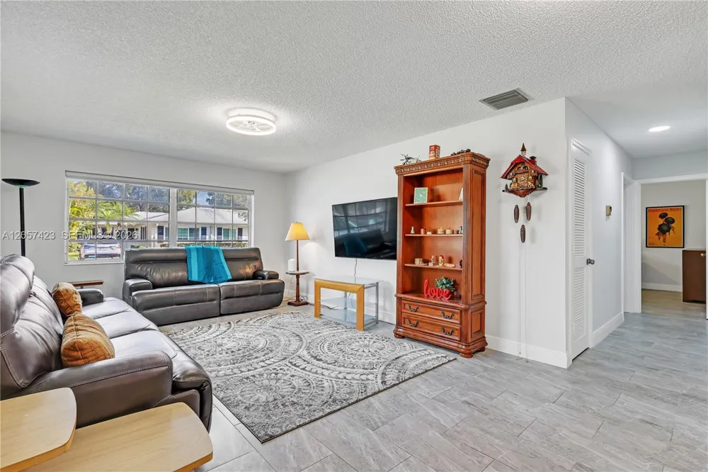 10115 44th Way S #409 Boynton Beach, FL 33436