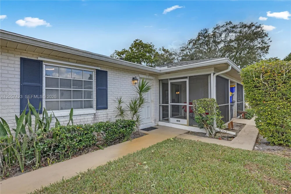 10115 44th Way S #409 Boynton Beach, FL 33436