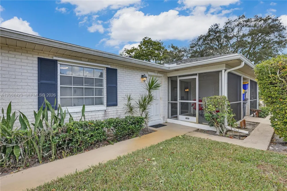 10115 44th Way S #409 Boynton Beach, FL 33436