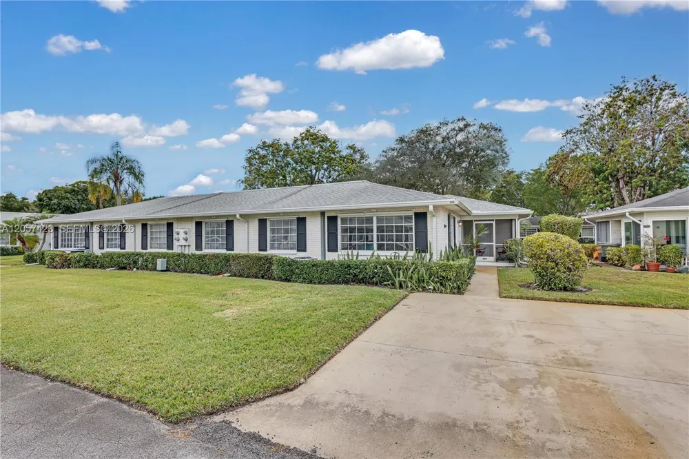 10115 44th Way S #409 Boynton Beach, FL 33436