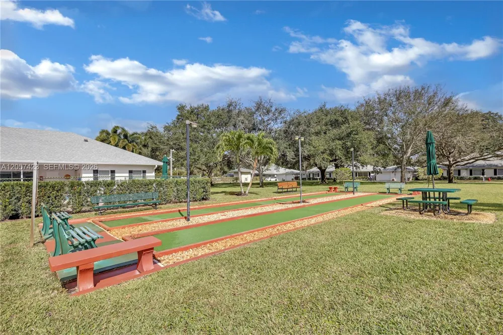 10115 44th Way S #409 Boynton Beach, FL 33436