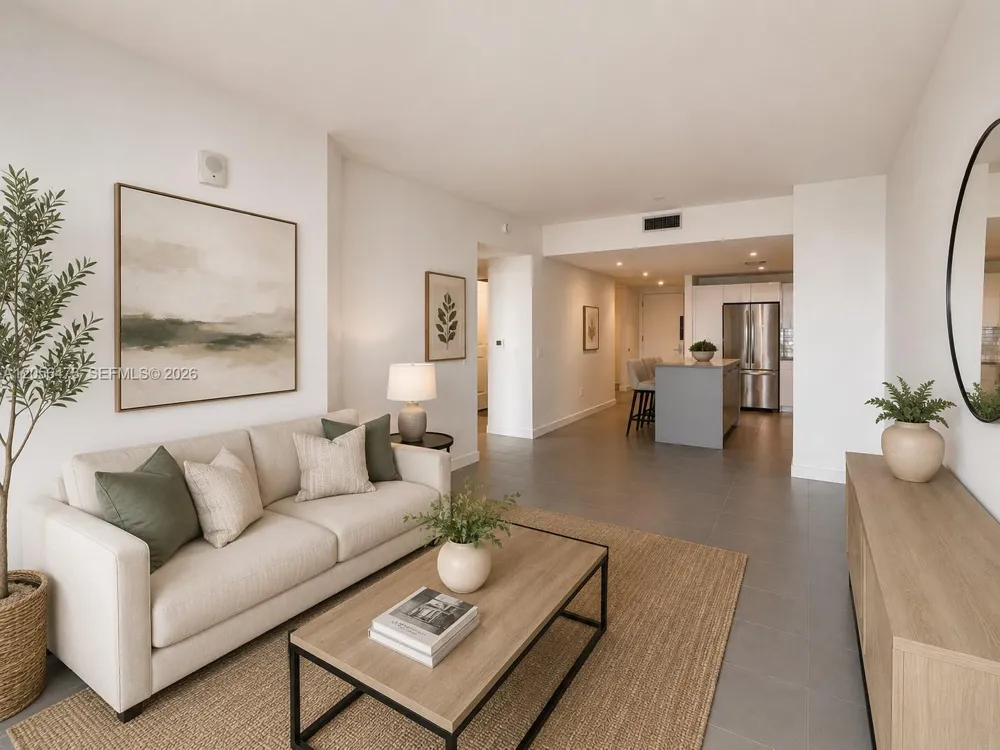 1600 NE 1st Ave #1815 Miami, FL 33132