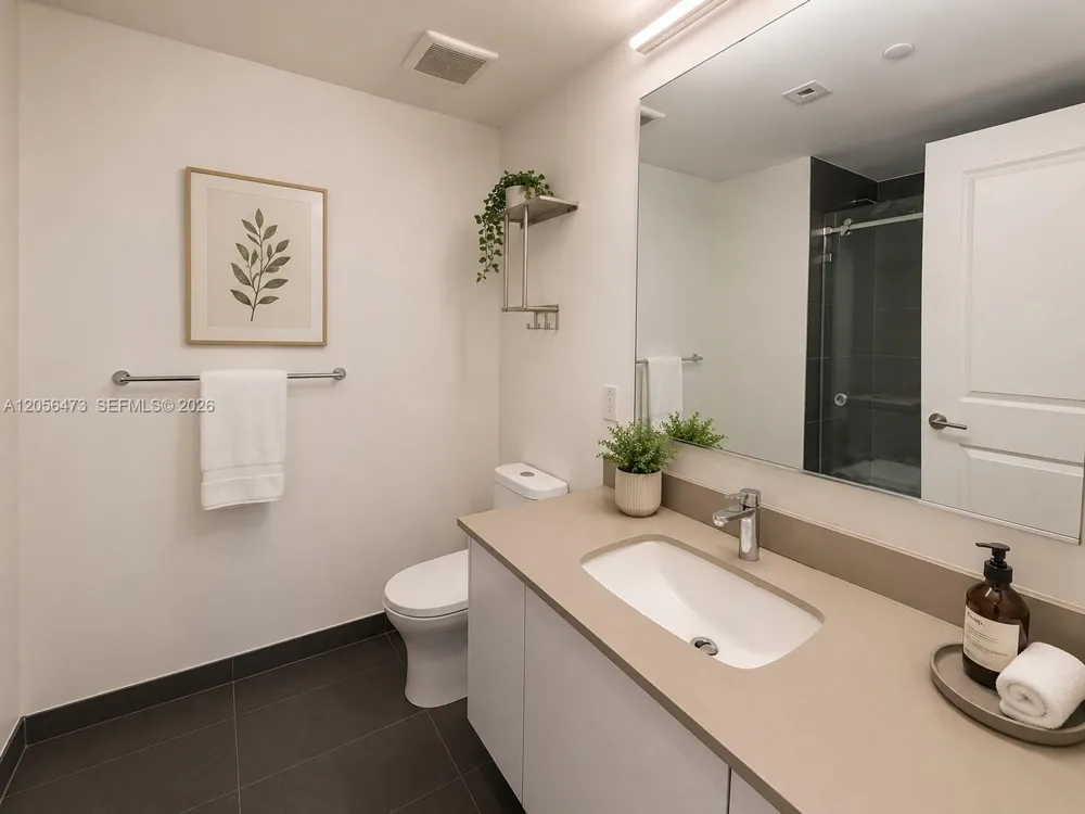 1600 NE 1st Ave #1815 Miami, FL 33132