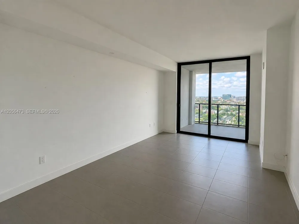 1600 NE 1st Ave #1815 Miami, FL 33132