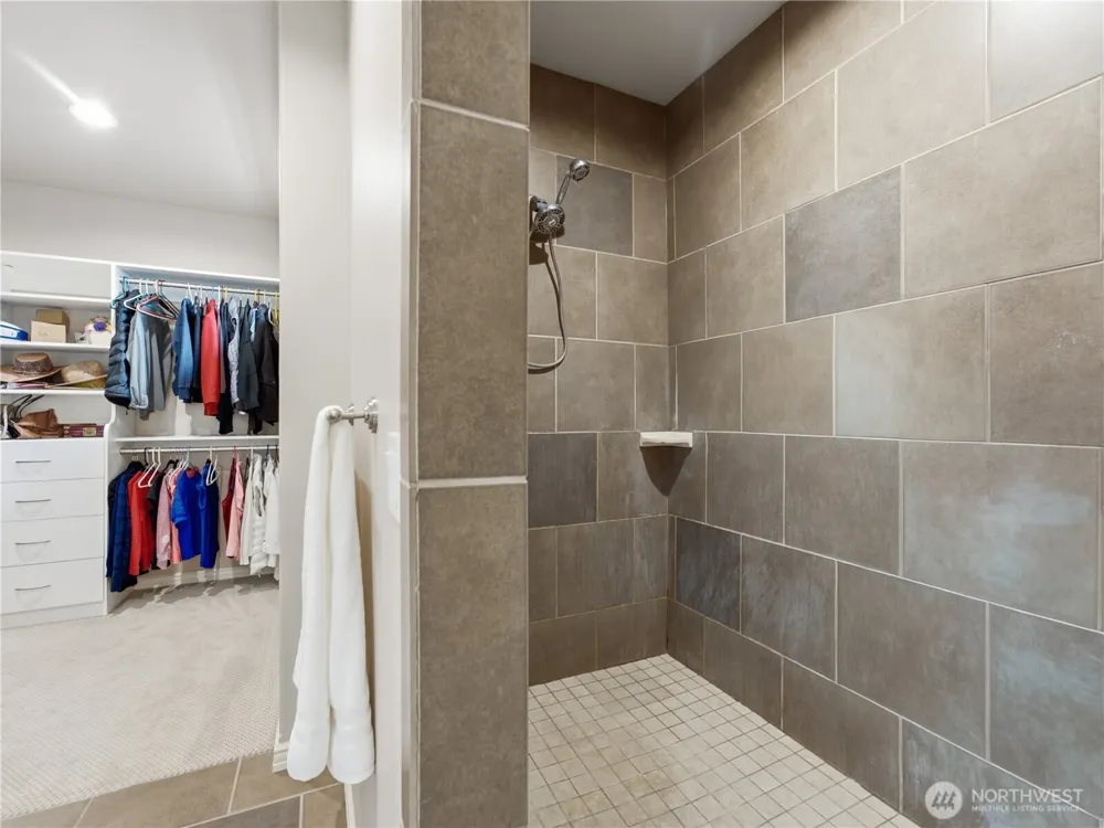 20 Luther Court Malaga, WA 98828