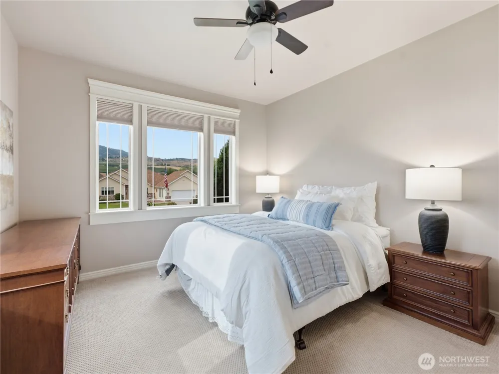 20 Luther Court Malaga, WA 98828