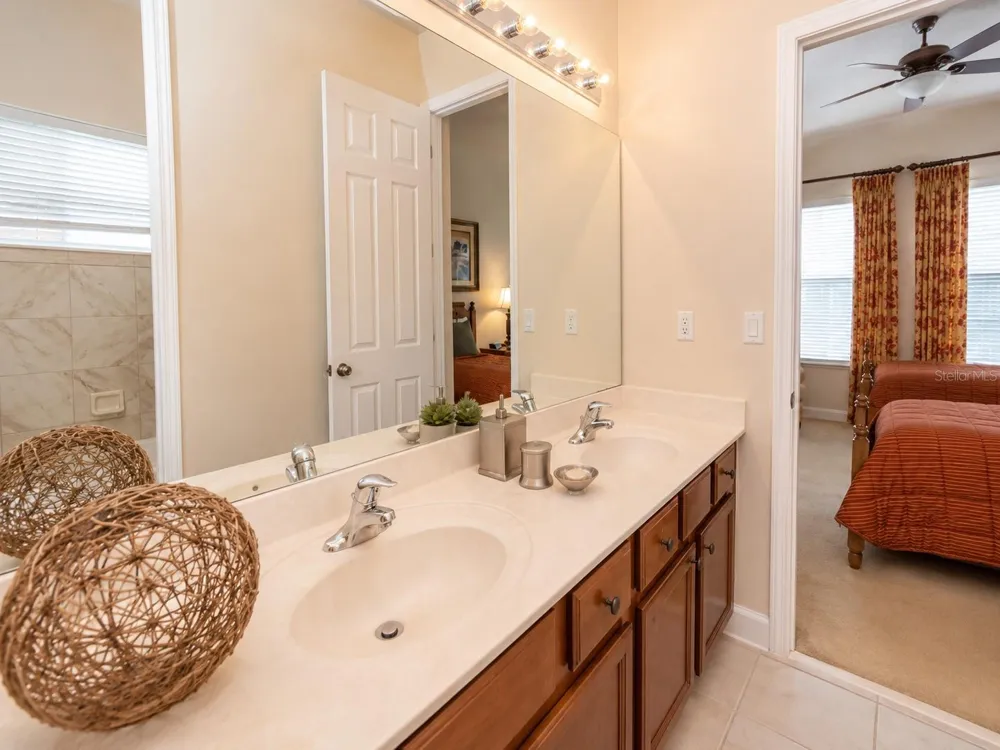 1549 FAIRVIEW CIRCLE Reunion, FL 34747