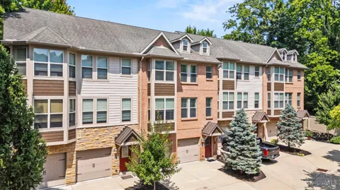 951 Volterra Lane