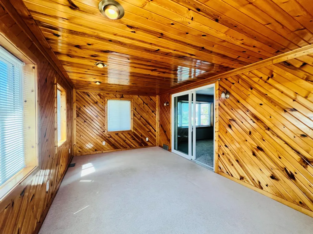 610 E 2nd Street Graceville, MN 56240