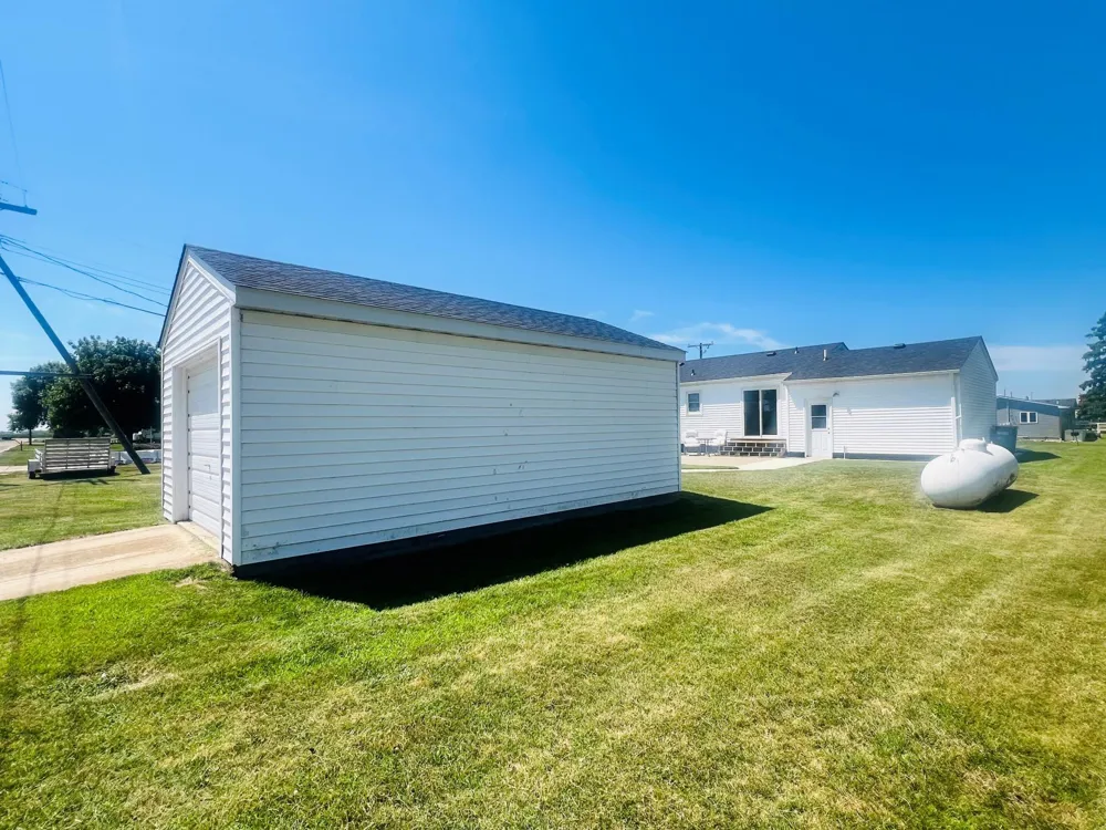 610 E 2nd Street Graceville, MN 56240