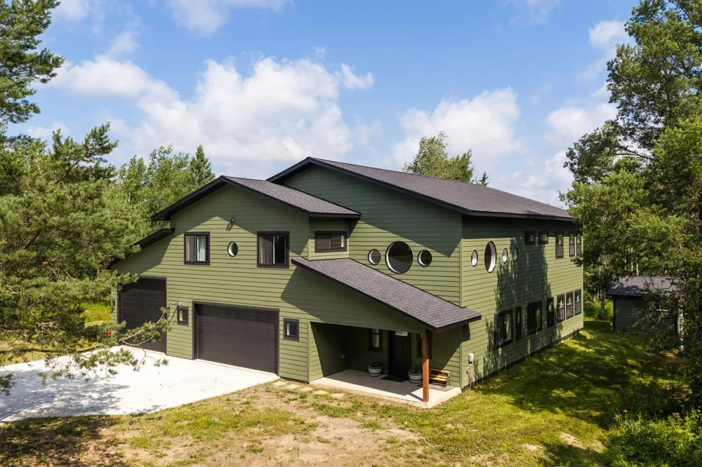417 Elk Street Duluth, MN 55803