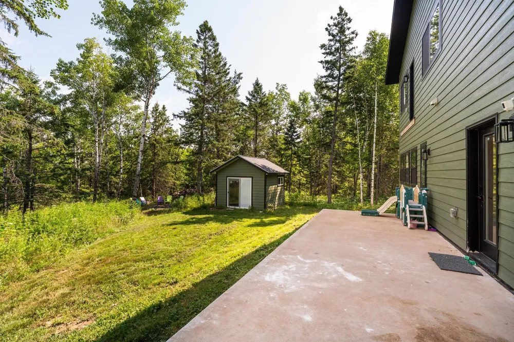 417 Elk Street Duluth, MN 55803