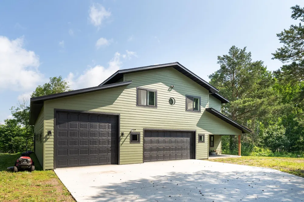 417 Elk Street Duluth, MN 55803