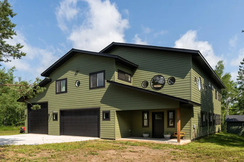 417 Elk Street Duluth, MN 55803