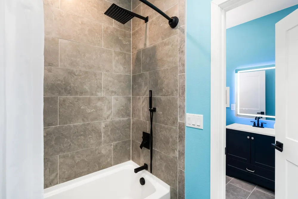 417 Elk Street Duluth, MN 55803