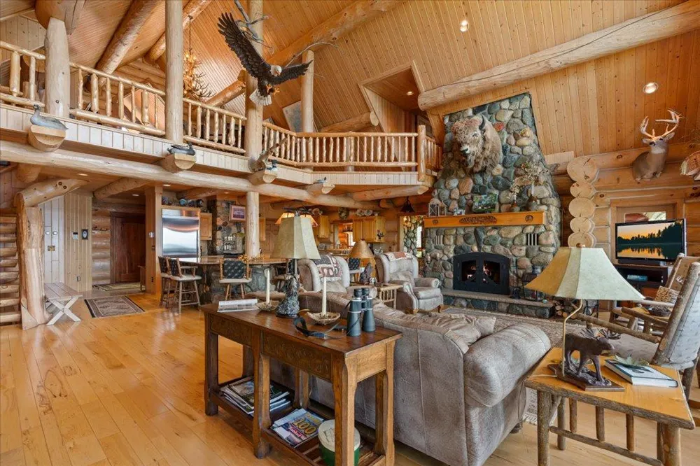 7127 Forestview Road NW Walker, MN 56484