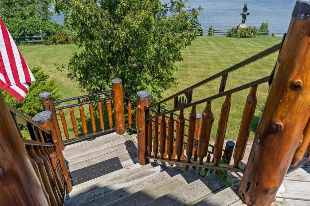 7127 Forestview Road NW Walker, MN 56484