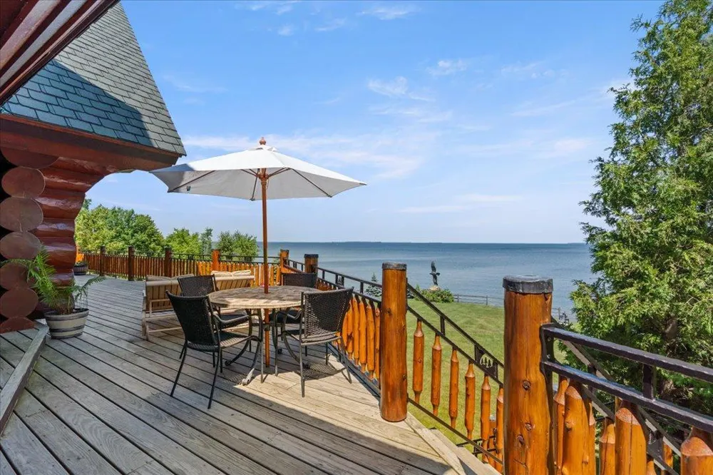 7127 Forestview Road NW Walker, MN 56484