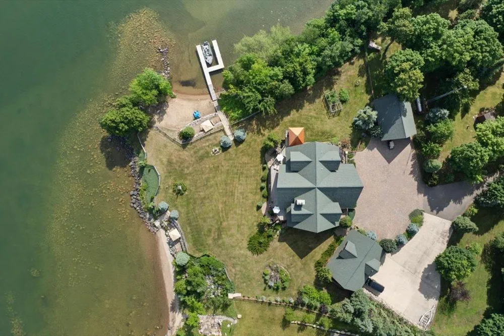 7127 Forestview Road NW Walker, MN 56484