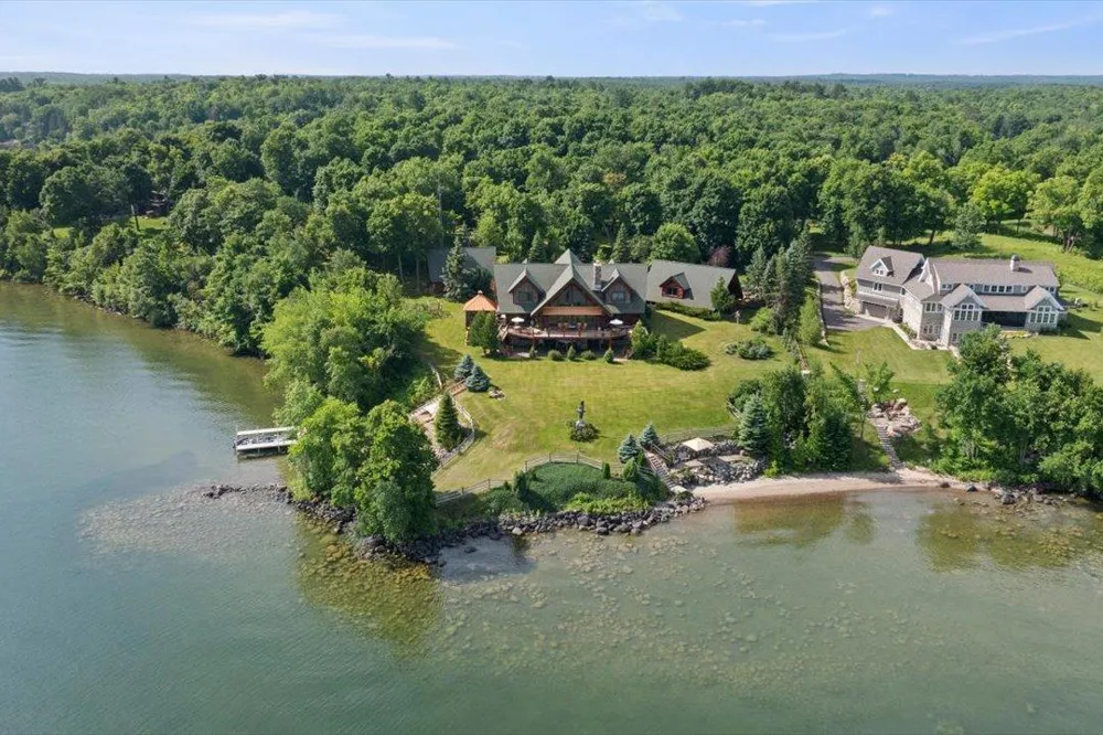 7127 Forestview Road NW Walker, MN 56484