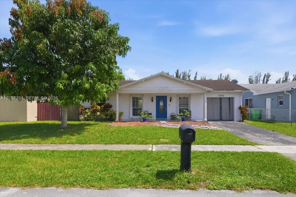 10960 NW 21st St Sunrise, FL 33322