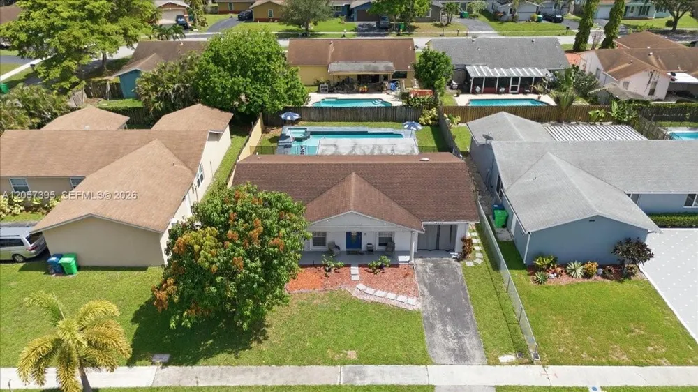 10960 NW 21st St Sunrise, FL 33322