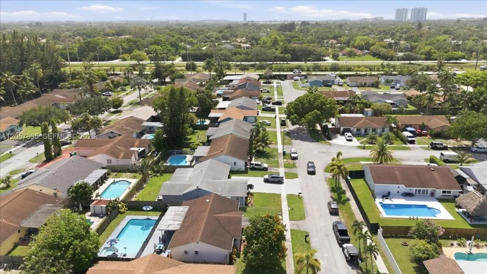 10960 NW 21st St Sunrise, FL 33322