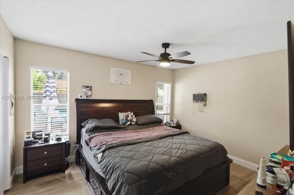 10960 NW 21st St Sunrise, FL 33322