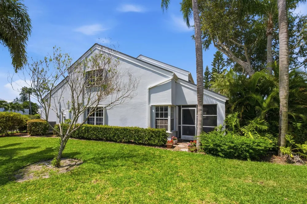 17070 Boca Club Boulevard #1 Boca Raton, FL 33487