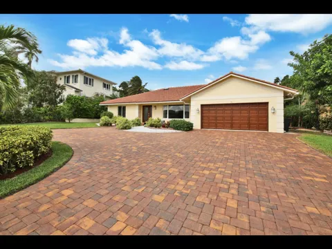451 LYRA CIRCLE