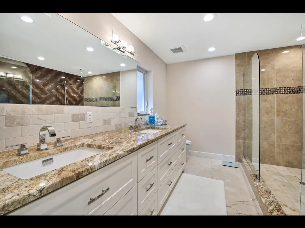 451 LYRA CIRCLE Juno Beach, FL 33408