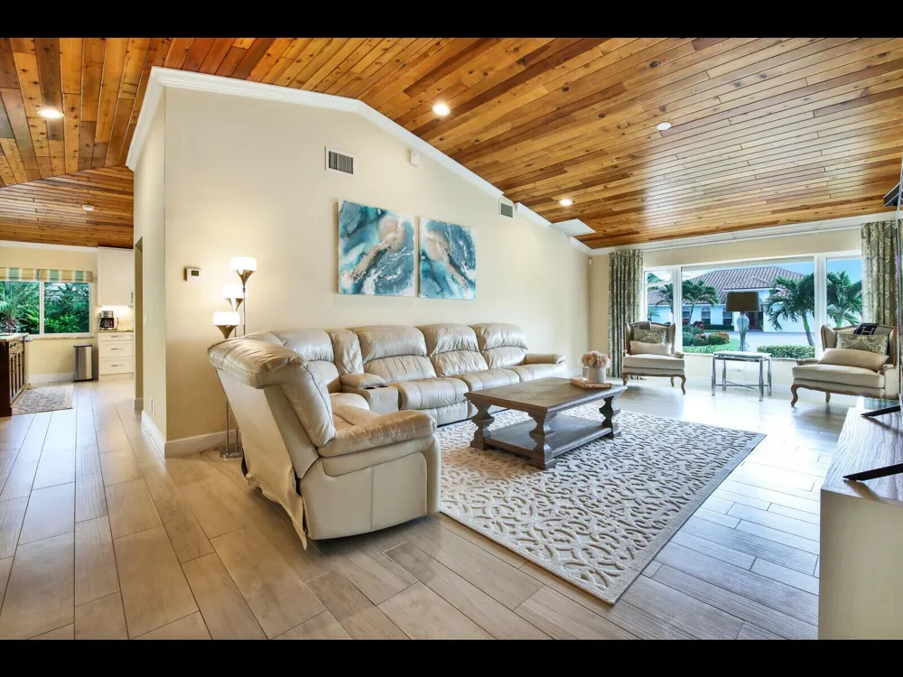 451 LYRA CIRCLE Juno Beach, FL 33408