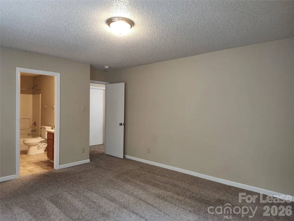 2038 Dunsmore Lane Waxhaw, NC 28173