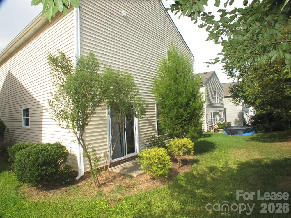 2038 Dunsmore Lane Waxhaw, NC 28173