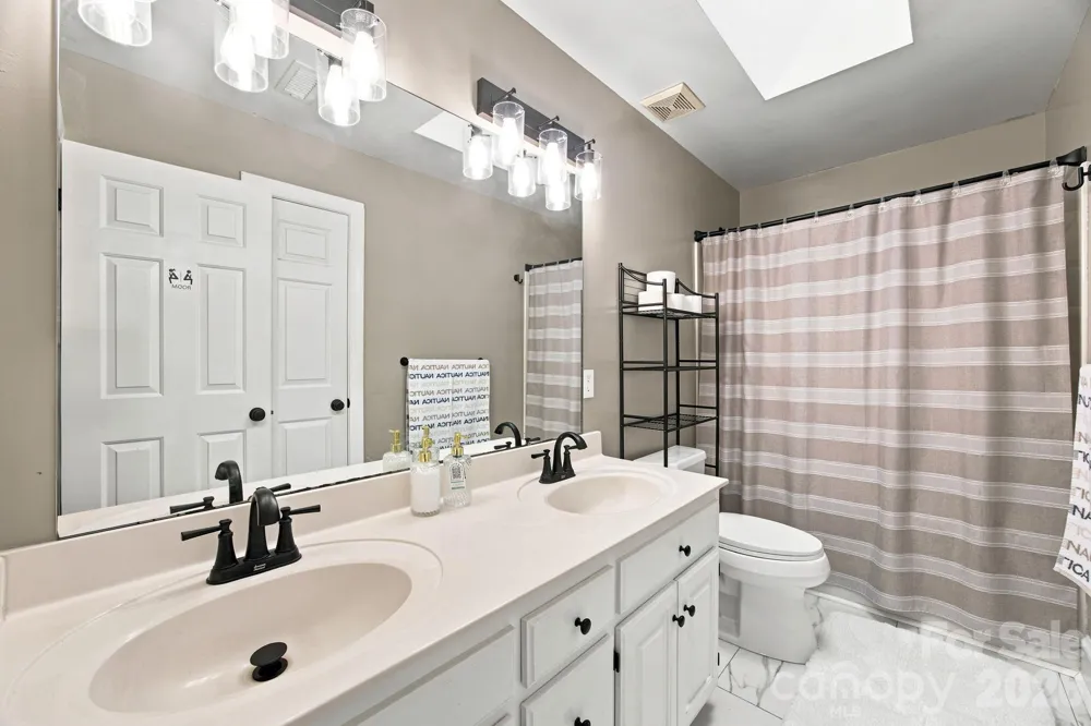 115 Valley Glen Drive Waxhaw, NC 28173