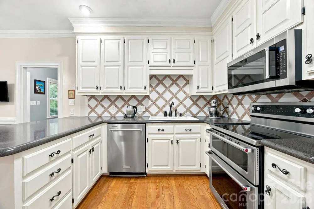 115 Valley Glen Drive Waxhaw, NC 28173