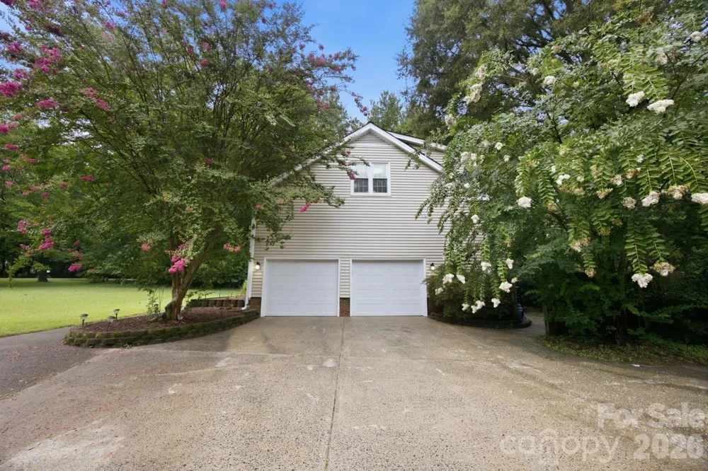 115 Valley Glen Drive Waxhaw, NC 28173