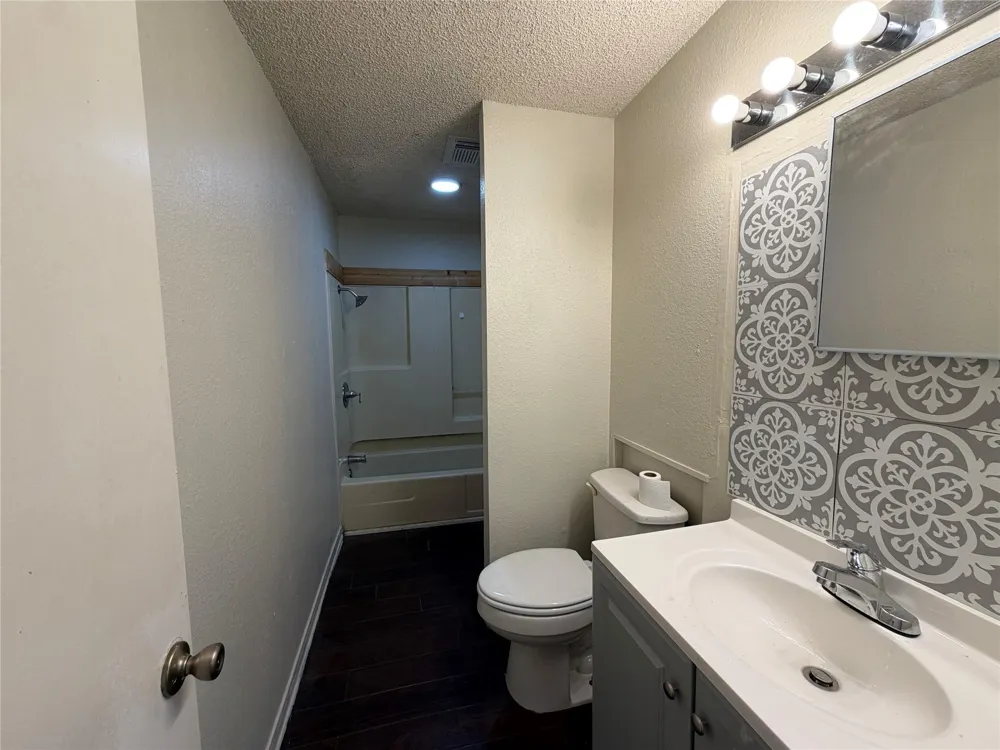 603 E 1st Street Sweeny, TX 77480