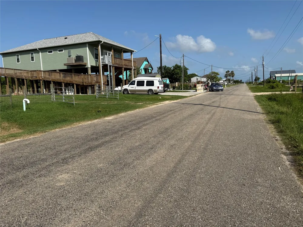 283 County Road 299 Sargent, TX 77414
