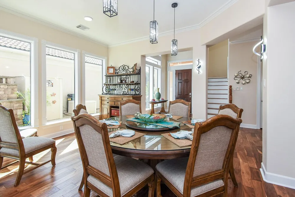 313 Harborside Circle Kemah, TX 77565