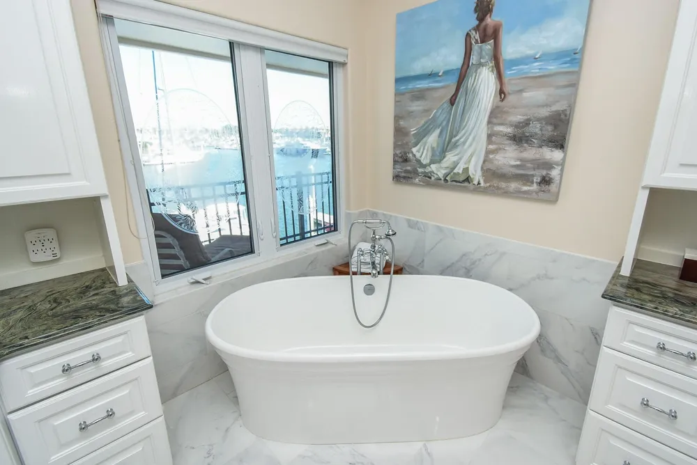 313 Harborside Circle Kemah, TX 77565