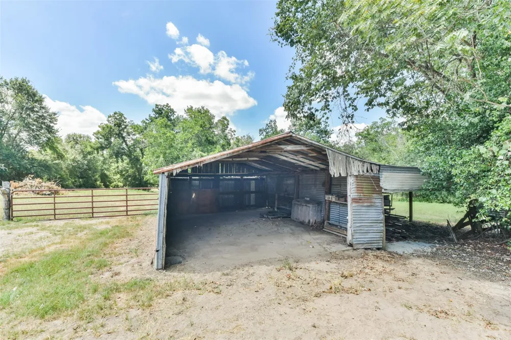 48005 Old Houston Highway Highway Hempstead, TX 77445