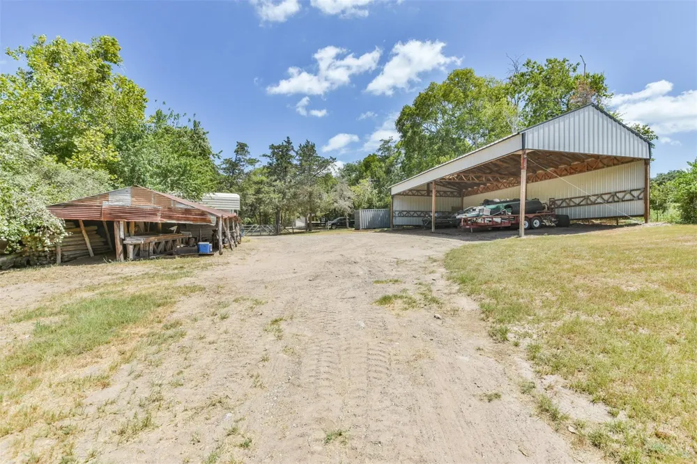 48005 Old Houston Highway Highway Hempstead, TX 77445