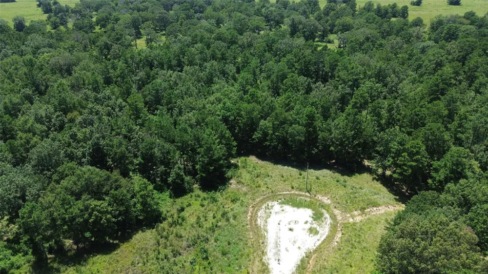 27 Cr 1105 Kennard, TX 75847