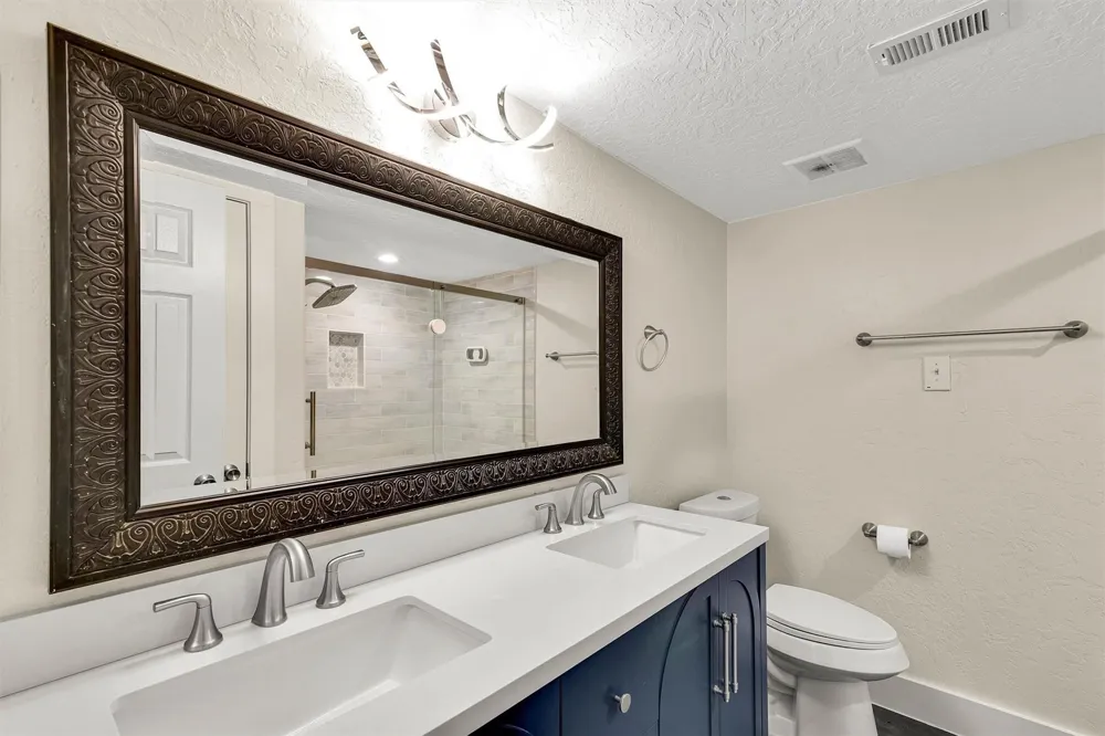 7 April Point Drive Conroe, TX 77356