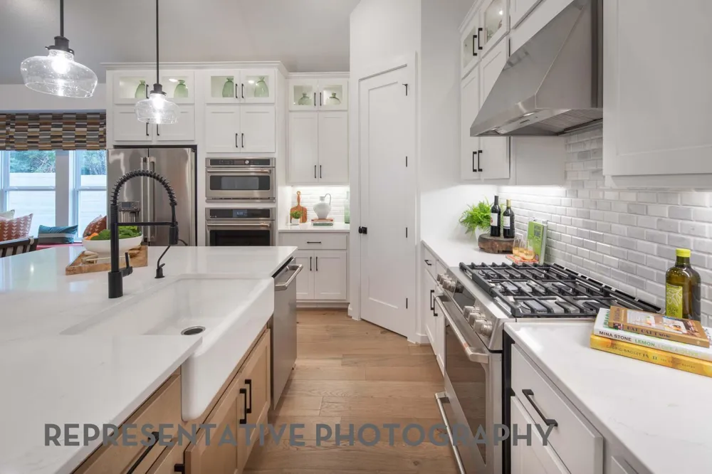 17915 Oakwood Stream Drive Webster, TX 77598