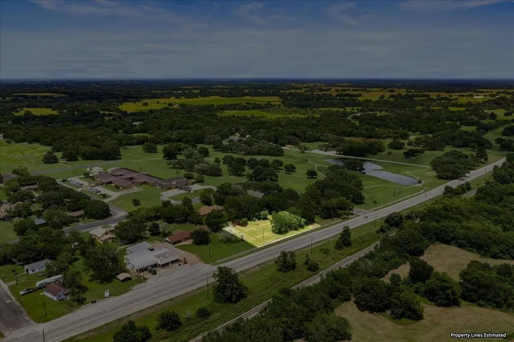 Hwy 90 Weimar, TX 78962